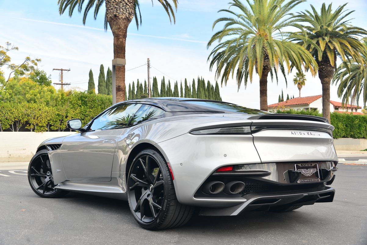 aston martin dbs 2023 SCFRMHAV7PGR03186 image aston martin dbs 2023 SCFRMHAV7PGR03186 image